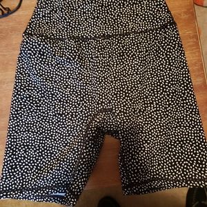 Buffbunny legacy shorts in bossy print